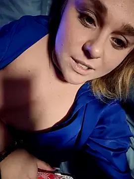 Juicy_PeachLux on StripChat 