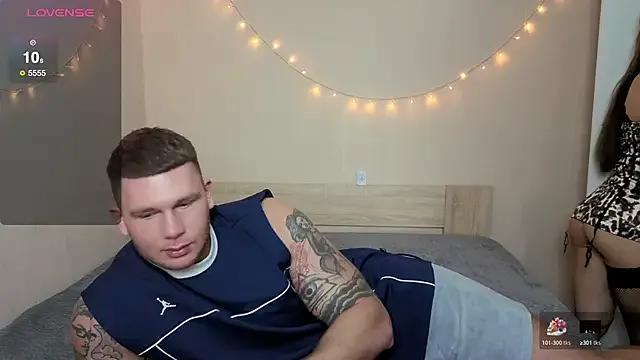 Freechat KarenAndSheldon on StripChat