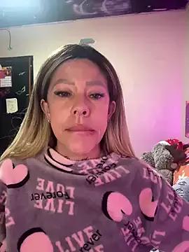 Karly_moon on StripChat 