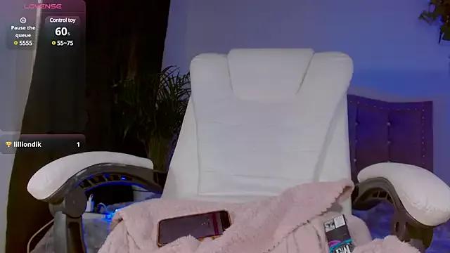 keily_scot on StripChat 