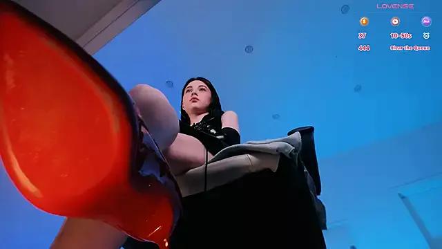 Kimmie_shine on StripChat 