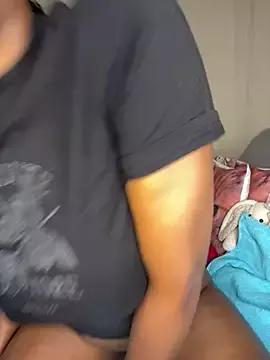 Kinkyy_ on StripChat 