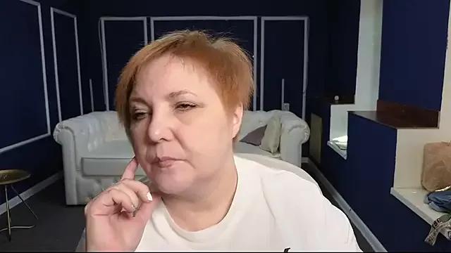 Kira_Kenet on StripChat 