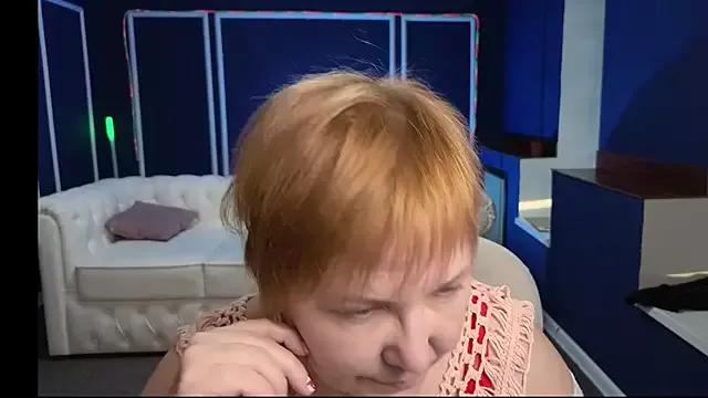 Kira_Kenet on StripChat 