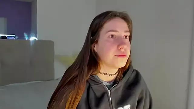 KiraLimme on StripChat 
