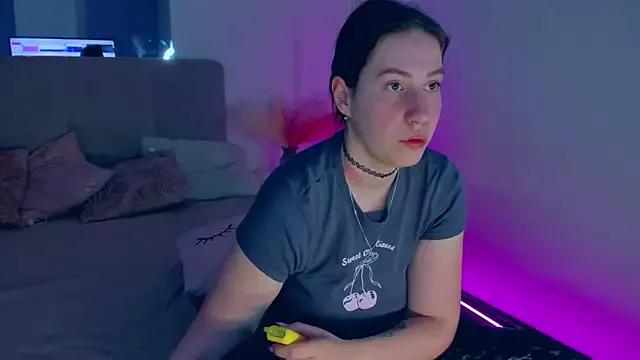 KiraLimme on StripChat 