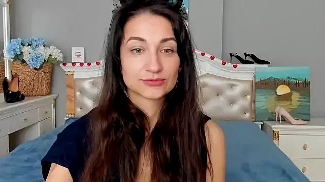 KorriNaughty on StripChat 