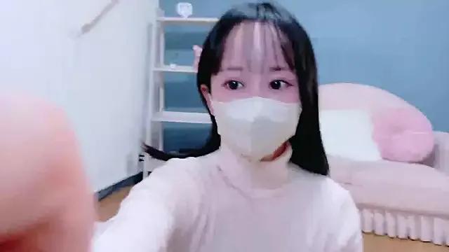 Kurumi_chan_ on StripChat 