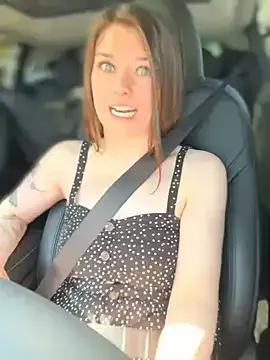 LadyLena1 on StripChat