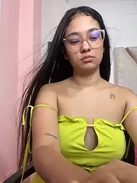 Freechat lana_rousse01 on StripChat