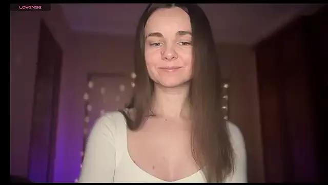 lanaloulou on StripChat 