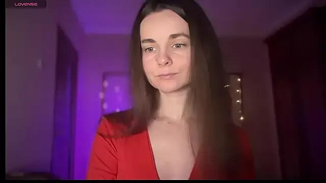 lanaloulou on StripChat 
