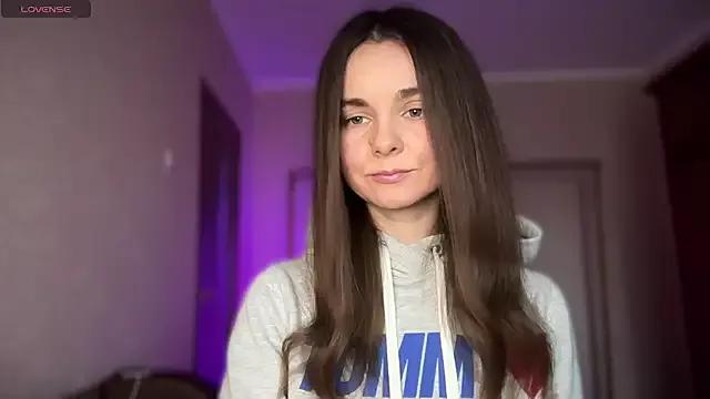 lanaloulou on StripChat 