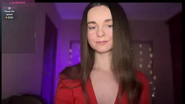 lanaloulou on StripChat 