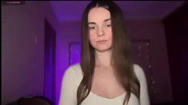 lanaloulou on StripChat 
