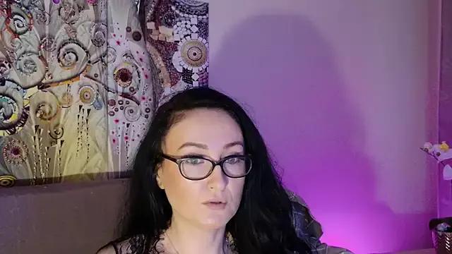 lara_heaven on StripChat 