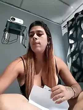 Latina_sexy1 on StripChat 