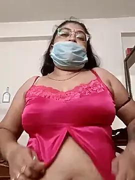 Freechat LAVERNIYA_ on StripChat