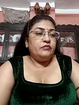 Freechat LAVERNIYA_ on StripChat