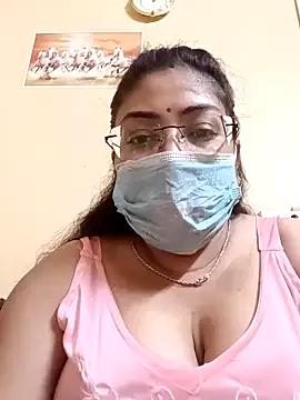 Freechat LAVERNIYA_ on StripChat