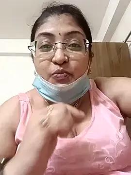 Freechat LAVERNIYA_ on StripChat