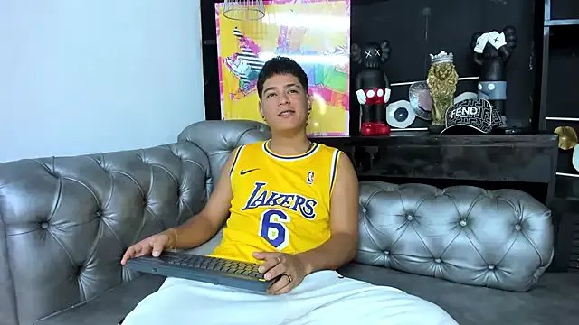 Freechat Levy_Steve on StripChat