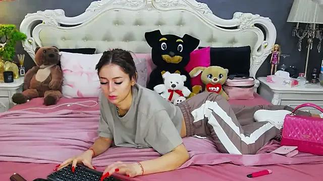 LexyFire on StripChat 