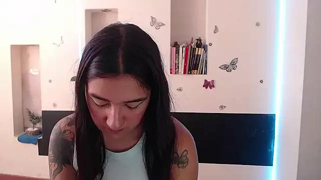 Freechat Lia-mitch on StripChat