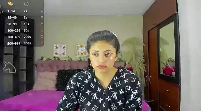 Lia_Keen on StripChat 