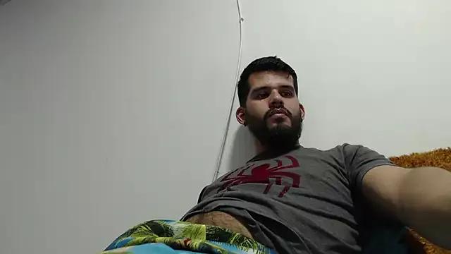 Liam_borges on StripChat 
