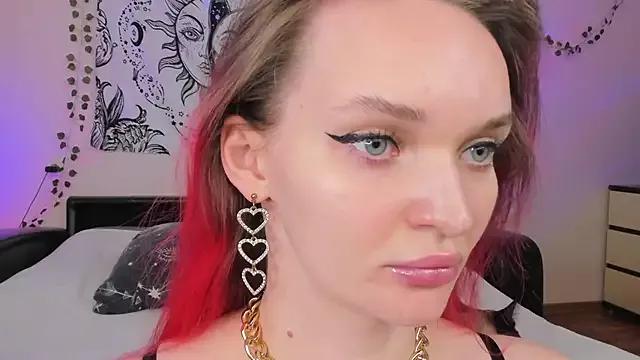 Freechat Liberty__ on StripChat