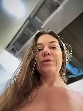 Freechat LilliThelo on StripChat