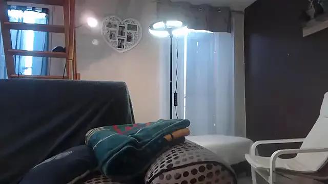 Lily-Diabl3ss on StripChat