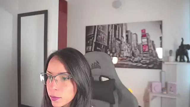 little-eli on StripChat 