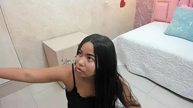 LITTLE_ONIX on StripChat 