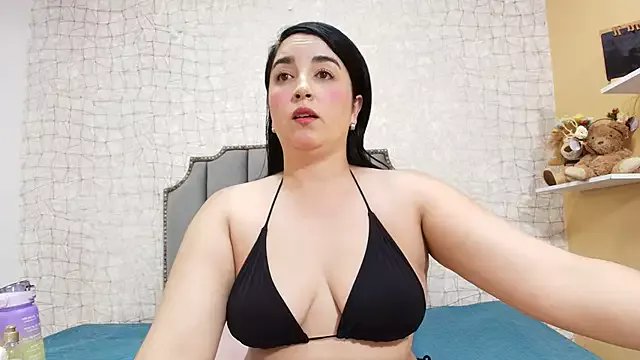 Freechat luce_williams on StripChat