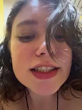 Freechat lucy-joy on StripChat