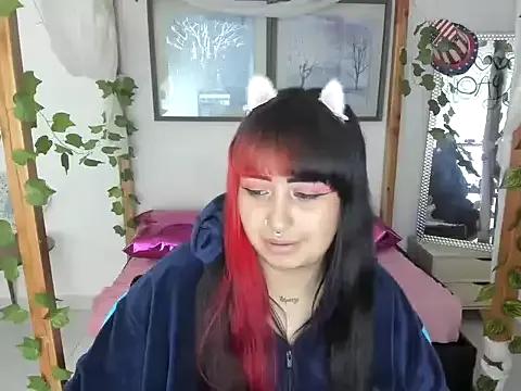 lussyevans24 on StripChat 