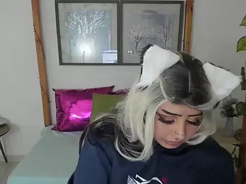 lussyevans24 on StripChat 