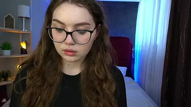 LuxSopphia on StripChat 