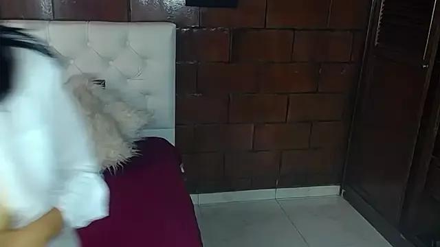 Maira_B on StripChat 