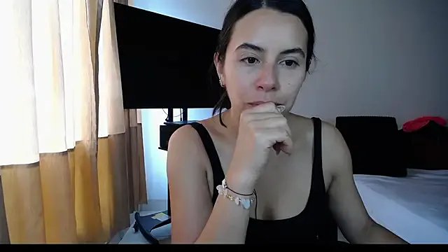 Freechat Mariam_Gomezxxx on StripChat