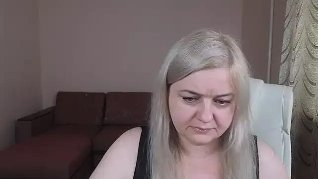 Mary_Mist on StripChat 