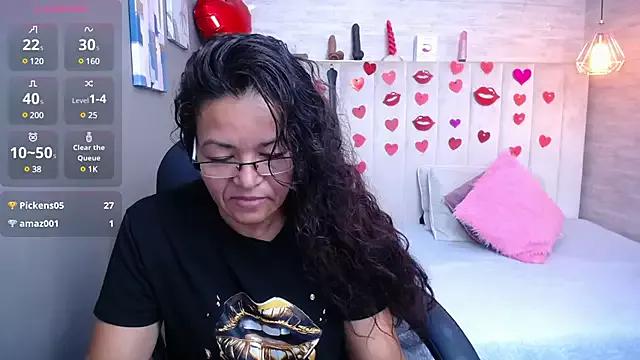 MaturePure on StripChat 