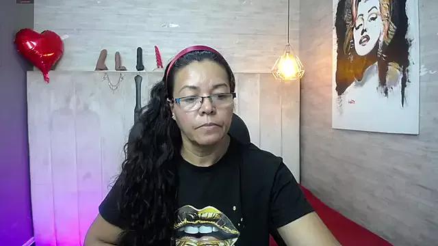 MaturePure on StripChat 