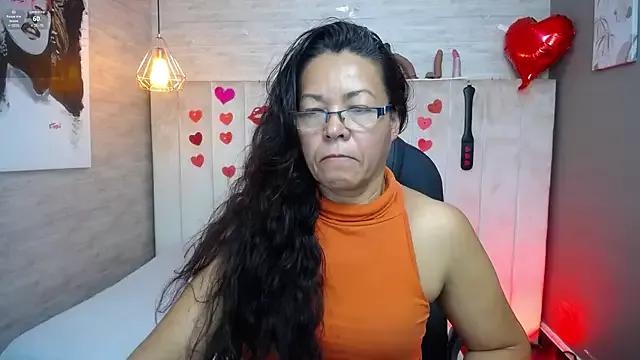 MaturePure on StripChat 
