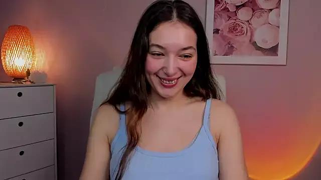 Meagn_Extasy on StripChat 