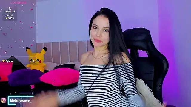 melanyrouse1 on StripChat 