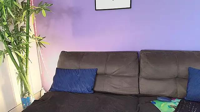 miaa_lux on StripChat 