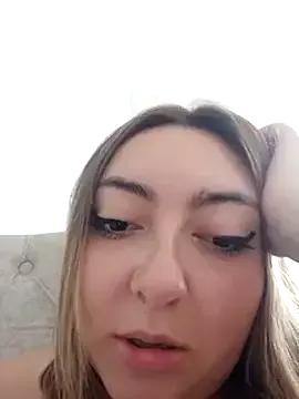 miaawild on StripChat 